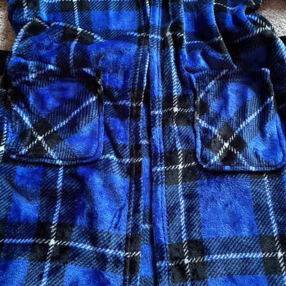 Kids Cuddl Duds hooded fleece robe with 2 front pockets size large blue plaid - Picture 10 of 15